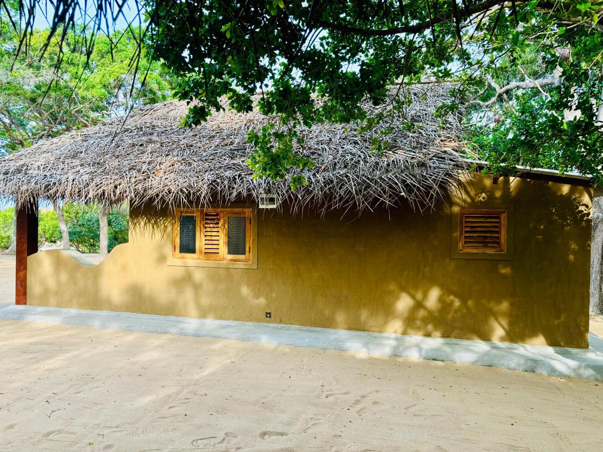 Peanut Farm Surf And Wild Resort - Arugambay Arugam Bay Exterior photo
