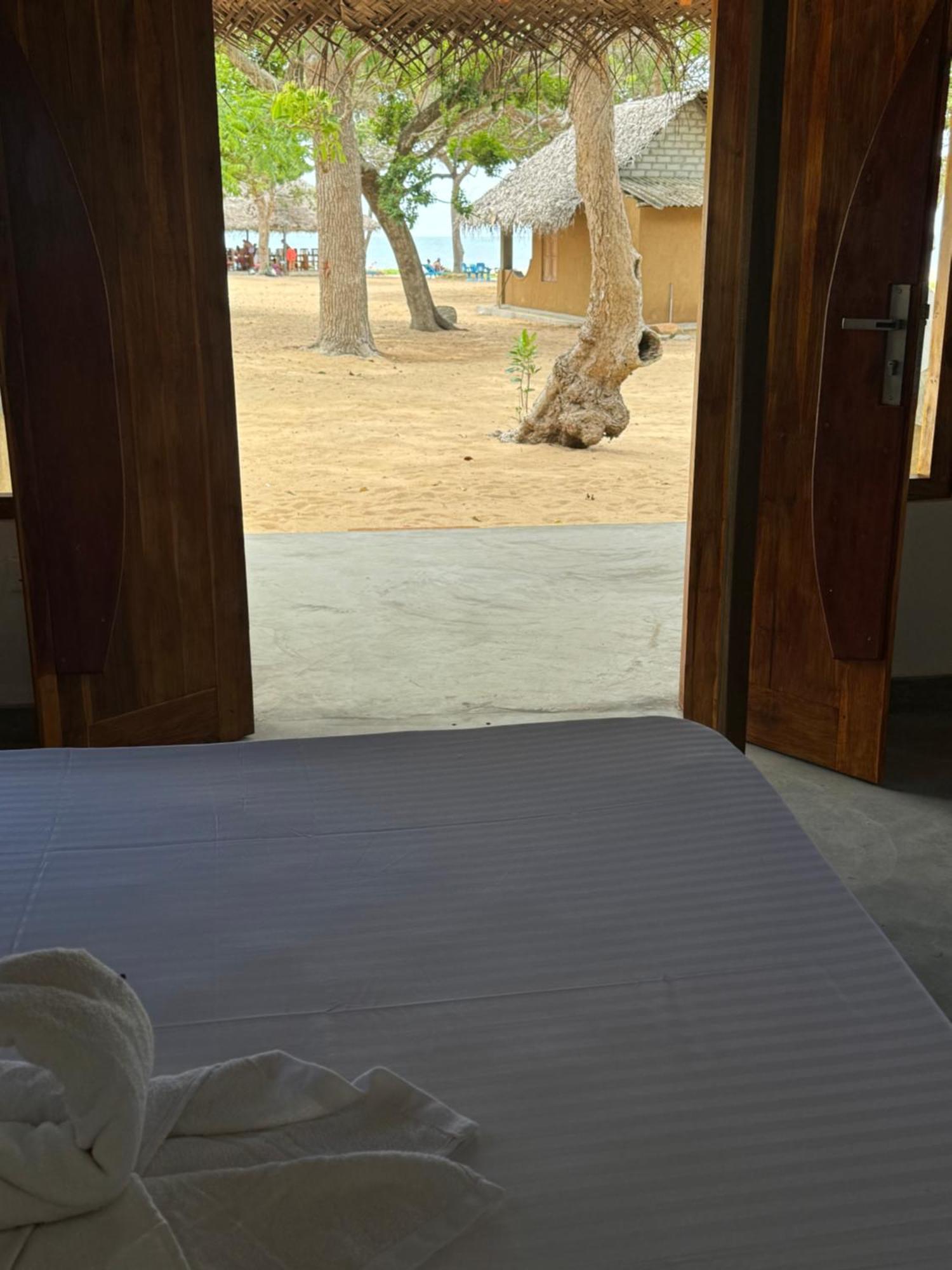 Peanut Farm Surf And Wild Resort - Arugambay Arugam Bay Exterior photo