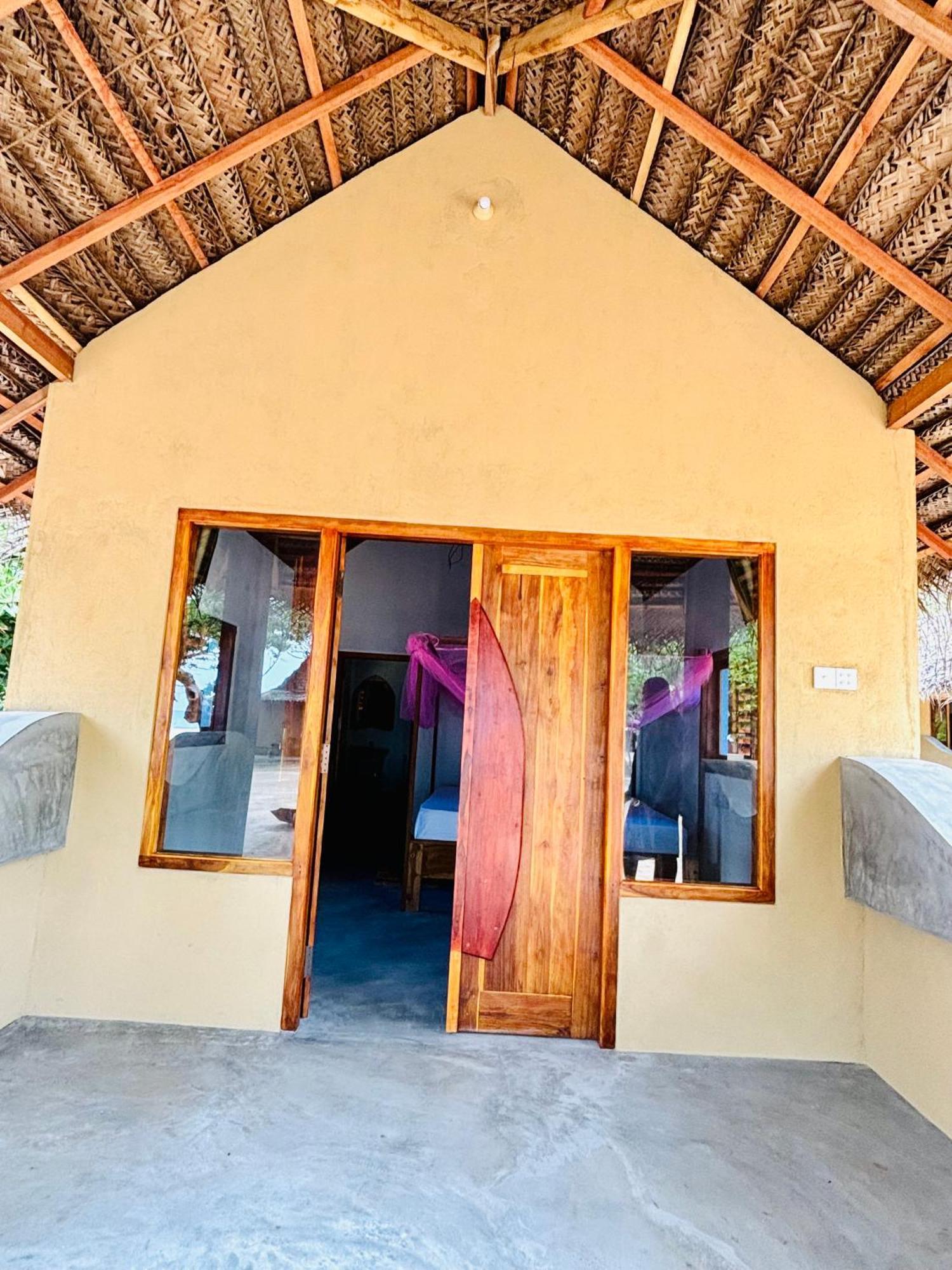 Peanut Farm Surf And Wild Resort - Arugambay Arugam Bay Exterior photo